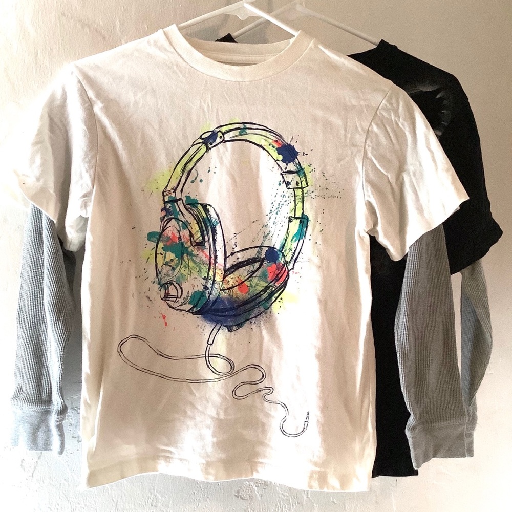 Gap Boys Long Sleeve Graphic Tees (2pack)